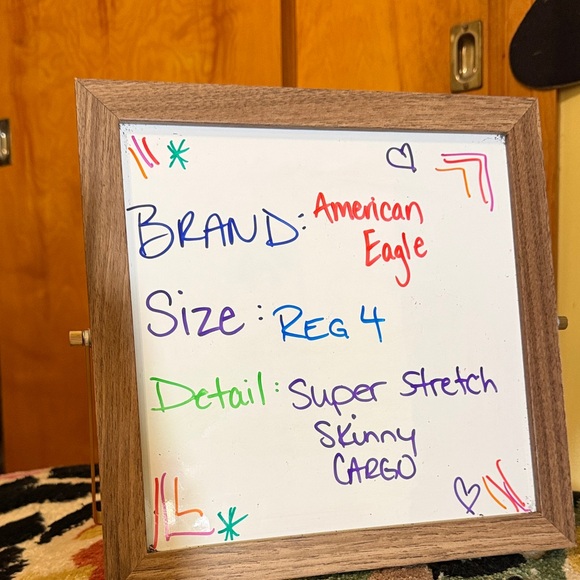 American Eagle Olive Green Cargo Pants - Picture 6 of 6